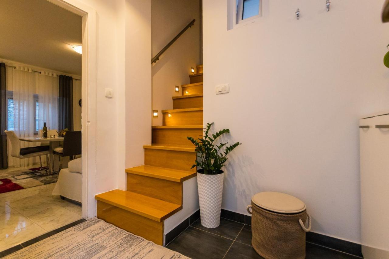 Apartment Vitturina Kaštela Esterno foto