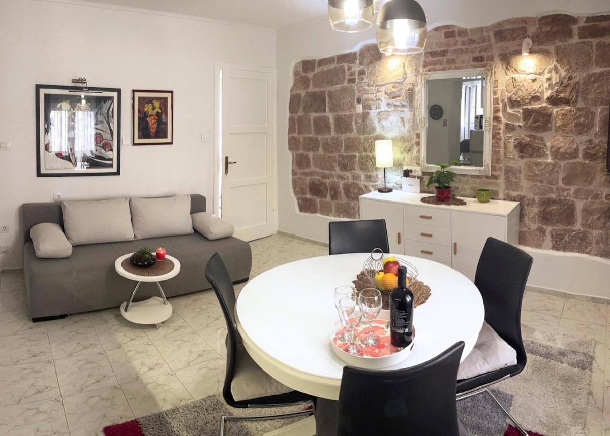 Apartment Vitturina Kaštela Esterno foto